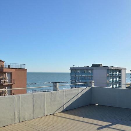 Hotel Caesar Пезаро Екстер'єр фото