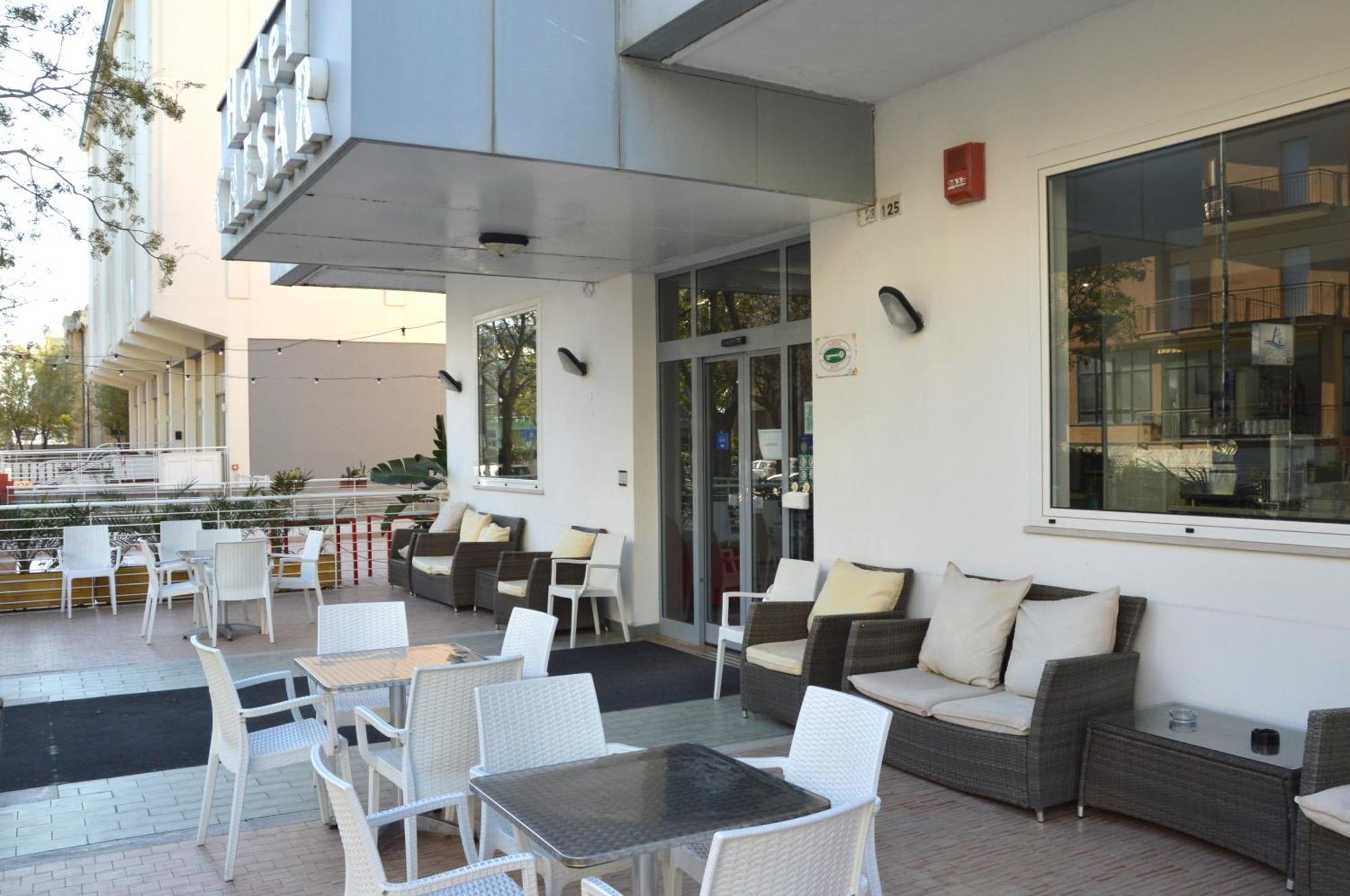 Hotel Caesar Пезаро Екстер'єр фото